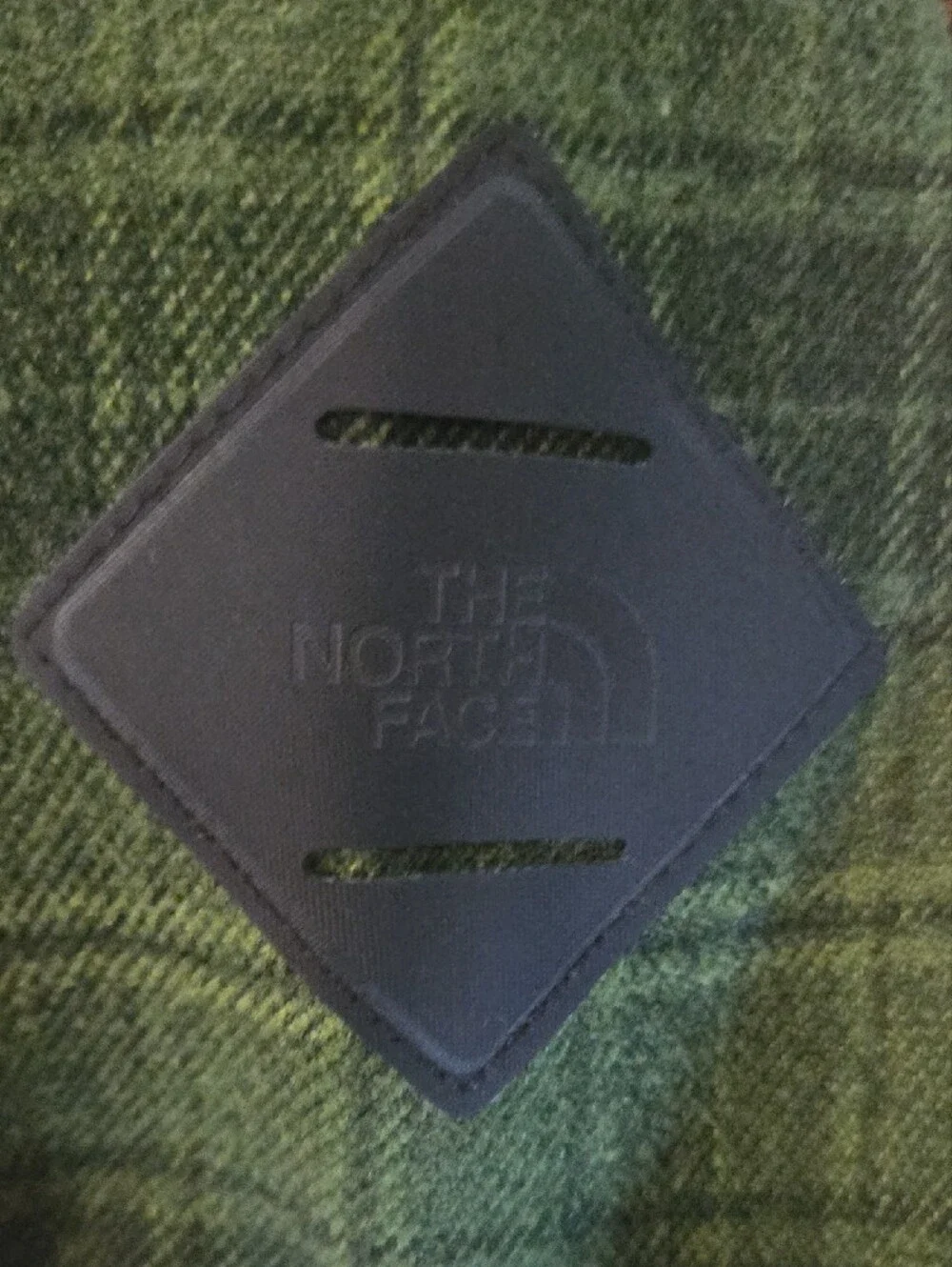The North Face Green Plaid Hoodie Jacket - Picture 3 of 7